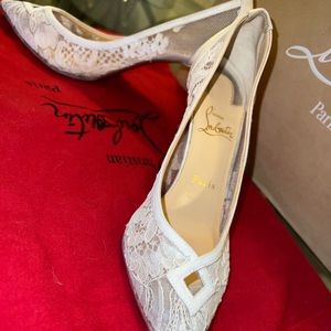 Original Heels Louboutin White Satin size 8
